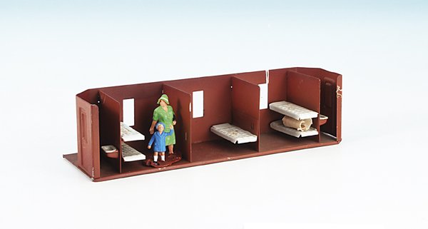 MÄRKLIN Schlafwagen-Inneneinrichtung für 1753/0: guter Orig.-Zustand, mit 3 Plastik-Figuren, welche mit Knete befestigt sind.