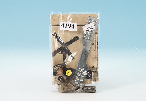 Ersatz-Müller für LEHMANN Gustav: Gebrauchsspuren sowie 1 Gewicht und 2 Replika Propeller, Besichtigung empfohlen.