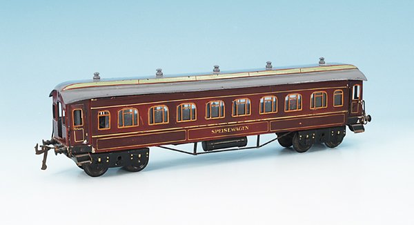 BING D-Zug-Speisewagen: 48 cm, braun, Oberlichtdach grau handlackiert, mit Inneneinrichtung, einseitig wurde zusätzlich Dresden-Berlin aufgemalt, ansonsten Orig.-Zustand, Gebrauchsspuren, Beilackierungen am Dach.