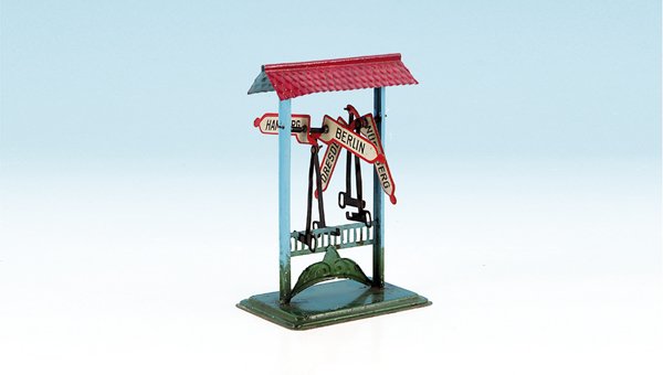 KARL BUB Fahrtrichtungsanzeiger 1678 Spur 0: Höhe 16,5 cm, Orig.-Zustand, deutliche Alterungs- und Gebrauchsspuren vorwiegend am Sockel