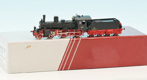 LEMACO Dampflok BR 36 der DRG H0-034: Messing, 2'B mit 4 achs. Tender. Neuwertig, im OKT.