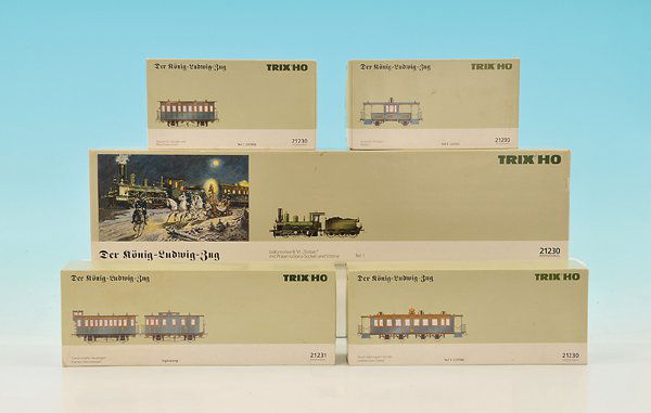 TRIX "König-Ludwig-Zug": alle Teile in OKTs, Präsentationssockel nicht vorhanden. Sehr gut erhalten.