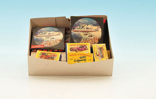 Konvolut Modellautos: Kunststoff bzw. Metallbauweise, guter Zustand, teilweise in OKTs.