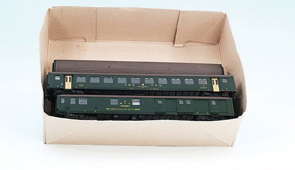 6 ROCO D-Zug-Wagen der SBB: Orig.-Zustand, leichte Gebrauchsspuren.