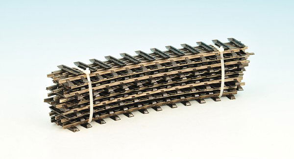 16 geb. Modellgleise, 16er Kreis: MÄRKLIN/MARKLIN und andere Hersteller, noch gut erhalten. Besichtigung erforderlich!