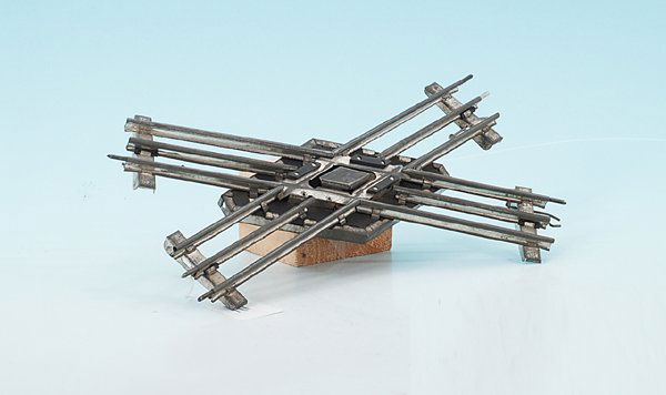 KARL BUB Kreuzung, Spur 0: Besichtigung erforderlich.