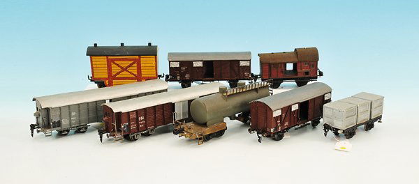 Konvolut Selbstbau Güterwagen, Spur 0: 8 Stück, Besichtigung erforderlich.