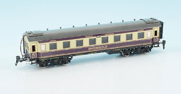 HEHR Rheingoldwagen 1941/0: 40 cm, mit Inneneinrichtung und Innenbeleuchtung, sehr guter Zustand.