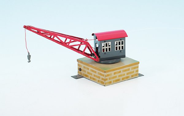 KIBRI Mauersockelkran 83/2: Sockel mit 2 Zusatzbohrungen, Kette und Lasthaken ersetzt, ansonsten guter Zustand.