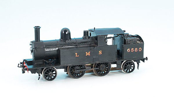 BASSETT LOWKE engl. Tenderlok 6580 der LMS: 1'B1', 32 cm, schwarz handlackiert, Dach neulackiert, elektrischer Antrieb mit Topfmotor, deutliche Gebrauchsspuren, Besichtigung zwingend erforderlich.