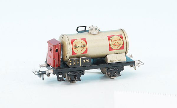 MÄRKLIN/MARKLIN Kesselwagen 374 StK.3: Blech, guter bis sehr guter Orig.-Zustand.