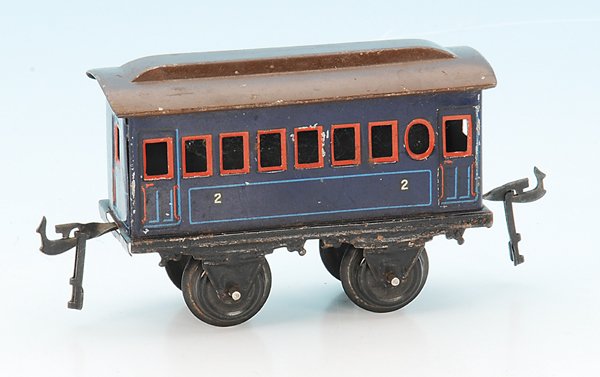 BING Personenwagen, einfach: blau lithogr., Alterungs- und Gebrauchsspuren.