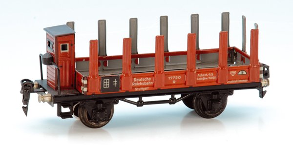 MÄRKLIN Rungenwagen 1772/0: 18,5 cm, braun, guter Orig.-Zustand.