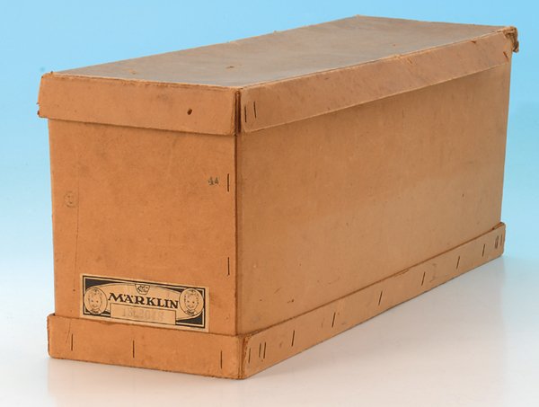 MÄRKLIN Leerkarton für Bahnhof 2048: Deckel beschädigt.