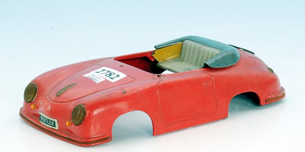 DISTLER Haube für Porsche: 25 cm, rot, deutliche Gebrauchsspuren, Besichtigung erforderlich.