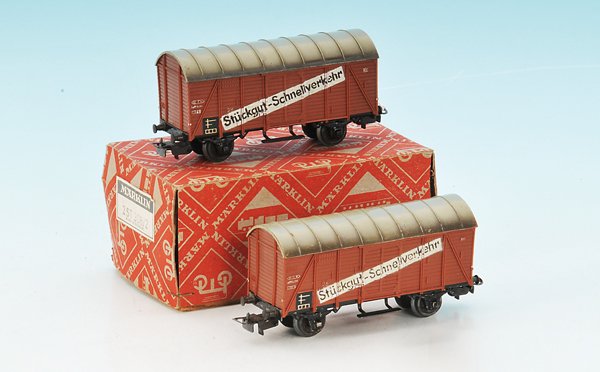 MÄRKLIN Doppelpackung "2 ST 306/2": Kunststoff, BK 5, Stummelachsen, gut erhalten.