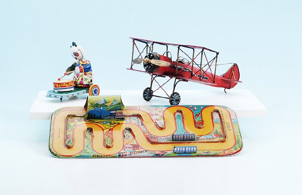 Konvolut Blechspielzeug: asiatische Fertigung, gemischter Zustand. Besichtigung erforderlich!