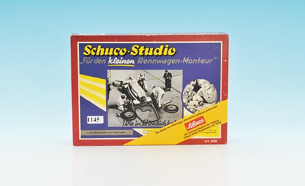 SCHUCO Studio 1055, Replika: sehr gut erhalten, OKT mit Lagerspuren.