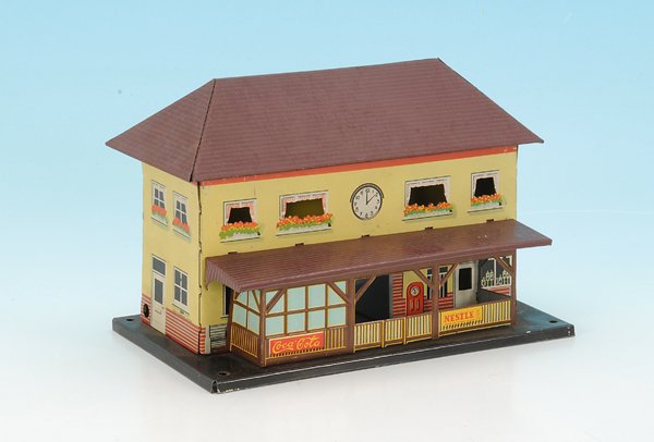 BUB kleiner Landbahnhof: 23 x 13,5 cm, bunt lithogr., Löcher in Grundplatte gebohrt, Gebrauchsspuren.