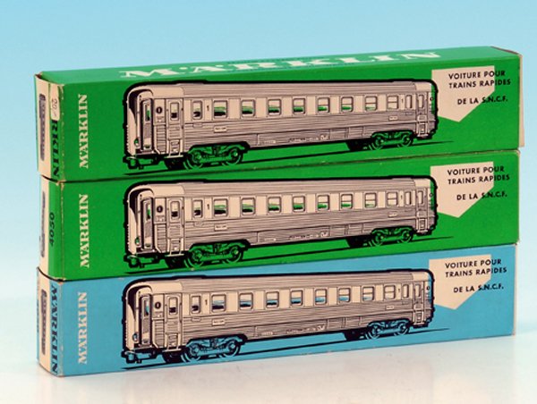 3 MARKLIN INOX D-Zug-Wagen der SNCF: sehr gut, in OKTs.