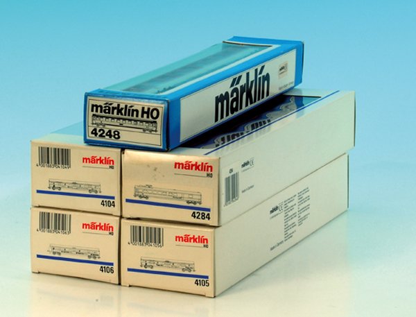 5 MARKLIN D-Zug-Wagen, teils mit Werbeaufschriften: sehr gut, in OKTs.