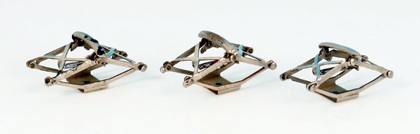 3 MARKLIN Scherenpantographen fÃ¼r HS 800 und RS 800: leichte Gebrauchsspuren.