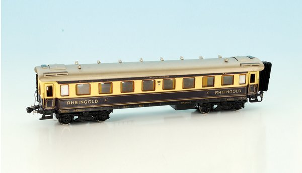 MARKLIN/SELBSTBAU Rheingoldwagen, Spur 1: 57 cm, neulackiert, Gebrauchsspuren, Besichtigung erforderlich.