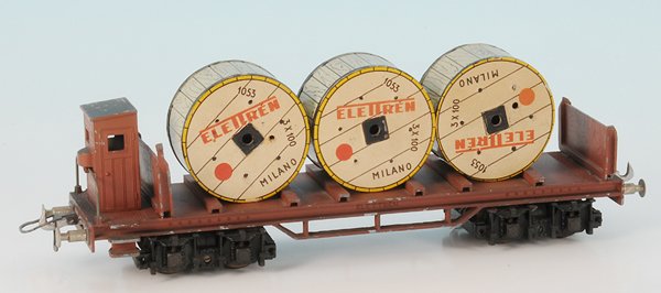 ELETTREN Kabeltransportwagen: Laenge 31,5 cm, Wagen und Drehgestelle Guss, beladen mit 3 Kabeltrommeln, Orig.-Zustand, leichte Gebrauchsspuren.