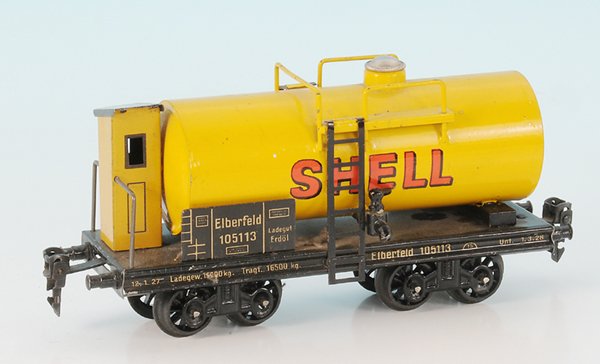BING GroÃŸkesselwagen 10/511/3 "SHELL": 21 cm, massive Raeder, MARKLIN Kupplungen, Lack gut erhalten, minimale Gebrauchsspuren.