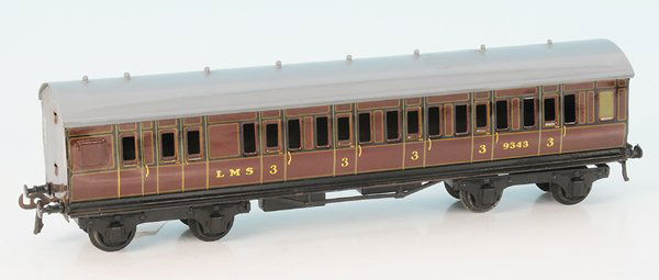 BASSETT LOWKE Post-/Personenwagen - LMS: 35,5 cm, braun, Dach grau, guter Orig.-Zustand, leichte Gebrauchsspuren.