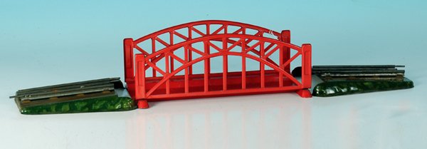 MARKLIN Bogenbruecke 2500/0: 3-teilig, kurze Auffahrten, Gebrauchsspuren, Besichtigung erforderlich.