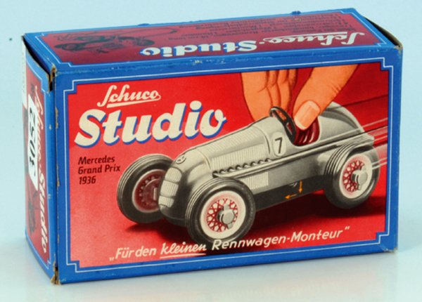 SCHUCO Studio Replika No. 1050: neuwertig, im OKT.