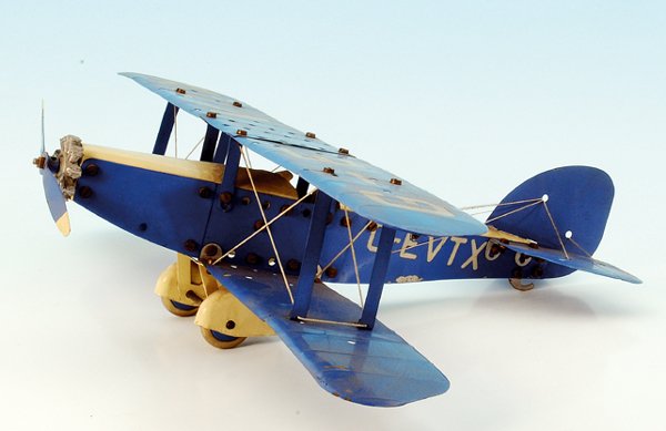 Metallbaukasten Flugzeug: LÃ¤nge 37 cm, Spannweite 47 cm, ohne Antrieb, Besichtigung erforderlich.