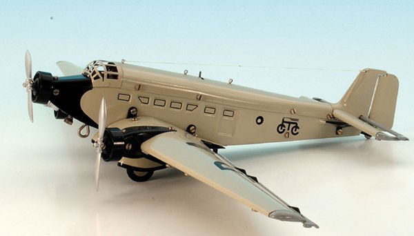 MÃ„RKLIN Replika "JU 52" - ohne Karton: mit 2 Piloten, neuwertig.