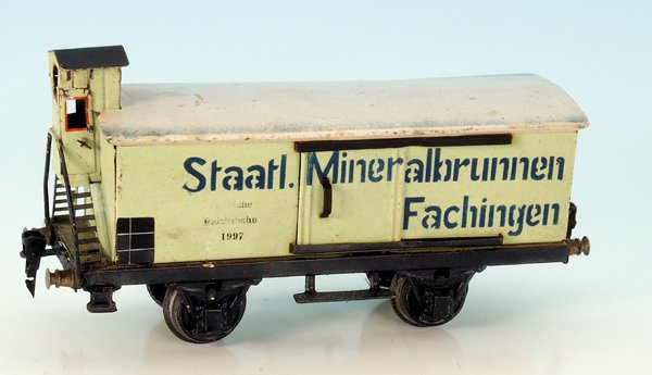 MÃ„RKLIN Mineralwasserwagen 1997/1: 24,5 cm, deutliche Lack- und BeschriftungsschÃ¤den, Besichtigung erforderlich.