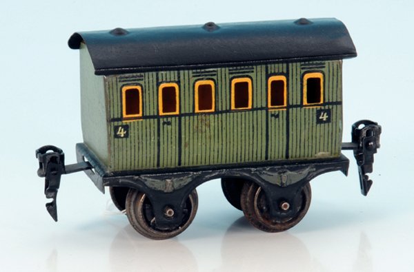 MÃ„RKLIN Personenwagen 1893/0, IV.Klasse: 9,5 cm, grÃ¼n lithogr., Dach schwarz handlackiert, BlechspeichenrÃ¤der, RaritÃ¤t!