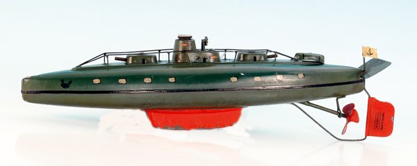 MÃ„RKLIN U-Boot 5110/40: LÃ¤nge 42 cm, grÃ¼n handlackiert, guter Orig.-Zustand, minimale Gebrauchsspuren.