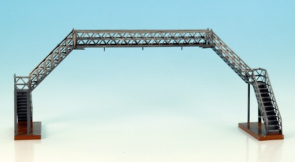 MÃ„RKLIN uralt Ãœbergangssteg: 3-teilig, DurchfahrhÃ¶he 20 cm, grau handlackiert, guter Orig.-Zustand.