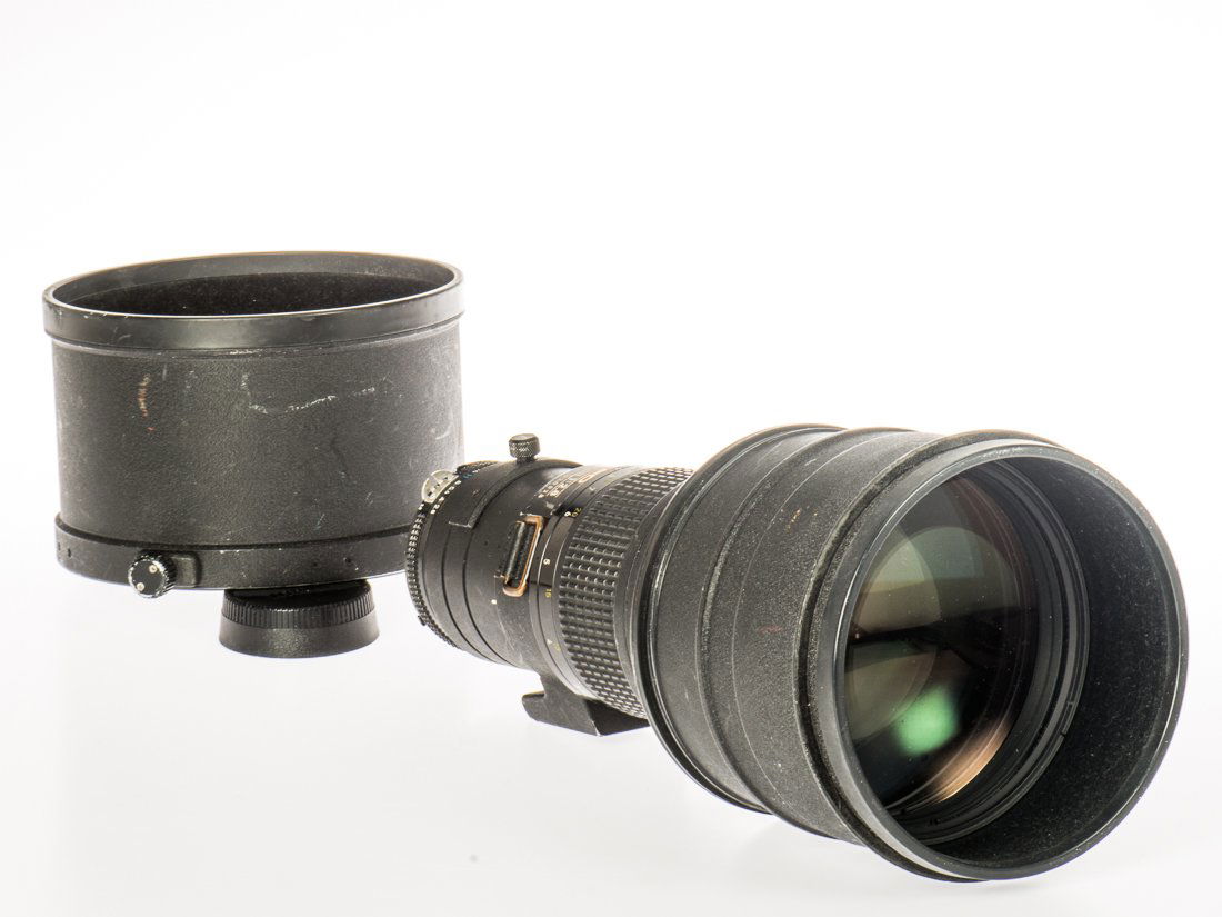 Nikkor ED* 2.8/300mm No.620528 (1 of 5)