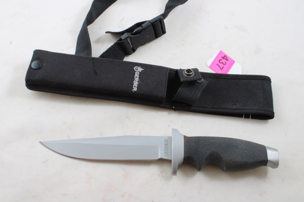 Gerber Steadfast Fixed Blade Knife w/Sheath (1 of 13)