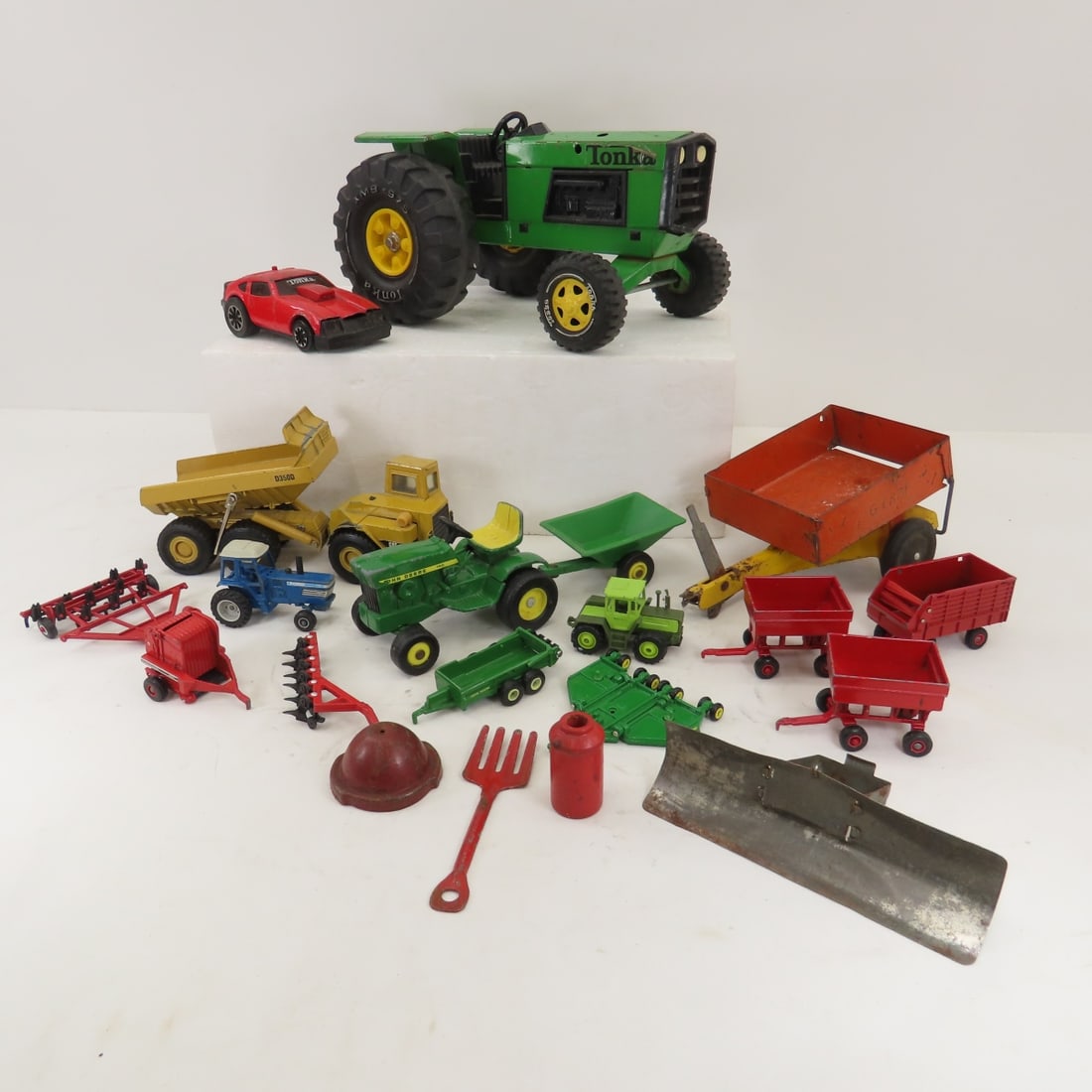 Tonka, ERTL & Other Diecast Vehicles (1 of 20)