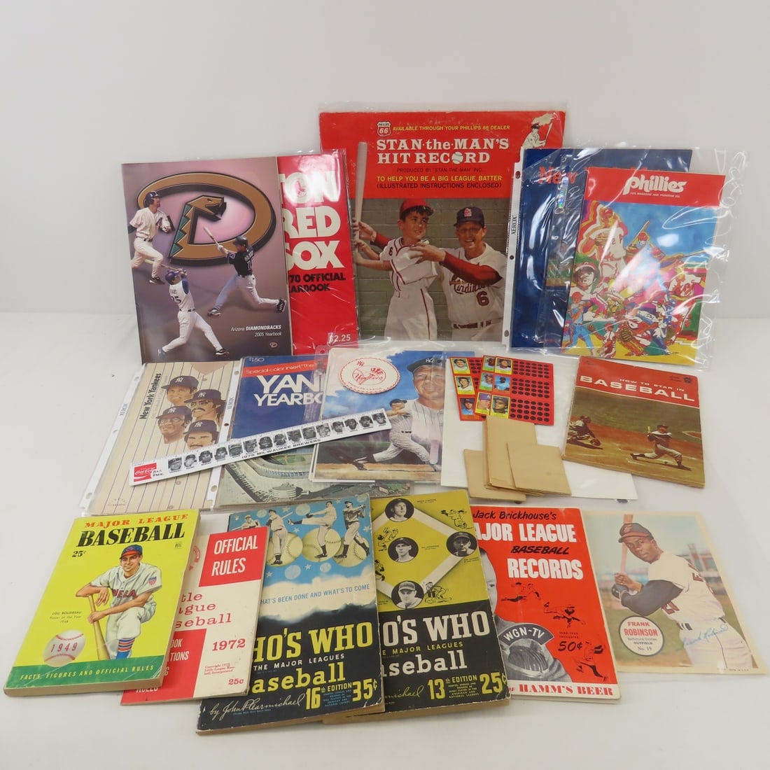 Vintage Baseball Programs, Books & More (1 of 9)