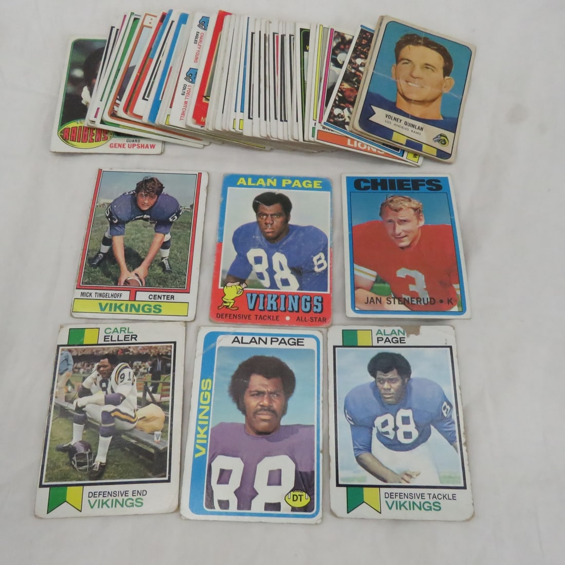 50+ 1970's Football Cards with Stars (1 of 8)
