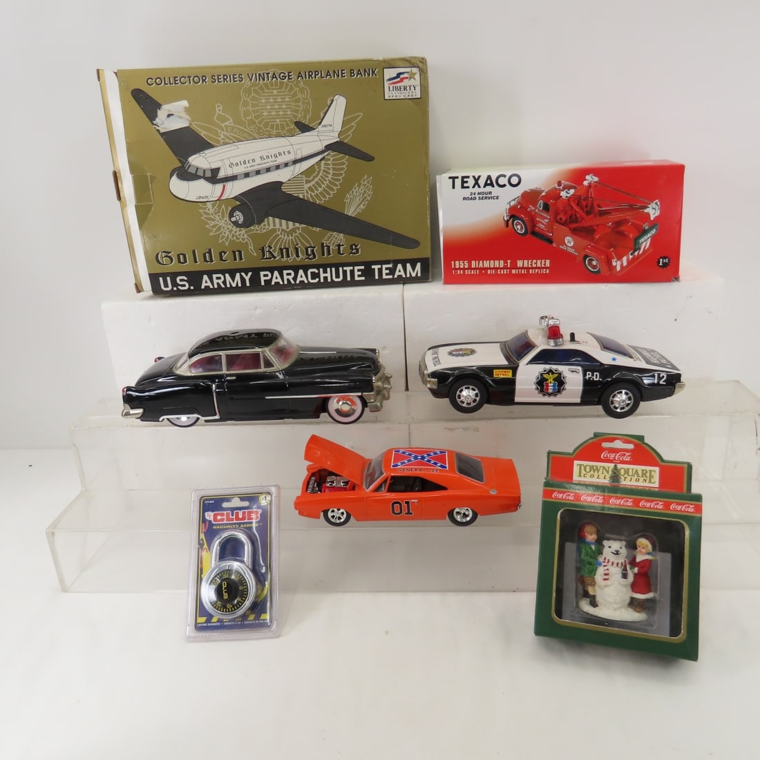 Diecast Cars, Bank & First Gear Texaco Wrecker: Please ask questions and read terms & conditions before bidding.