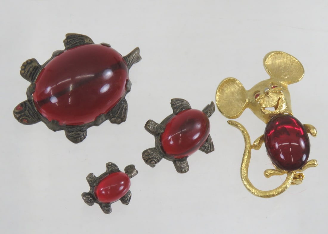 Vintage Jelly Belly Mouse & Turtle Brooches (1 of 6)