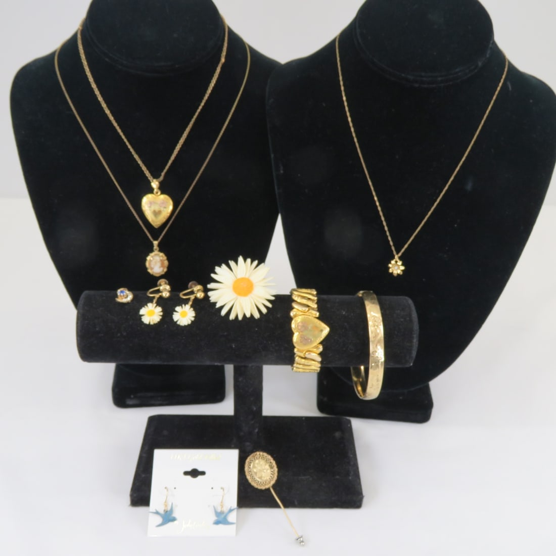 Antique & Vintage Gold Filled Jewelry in Box (1 of 16)