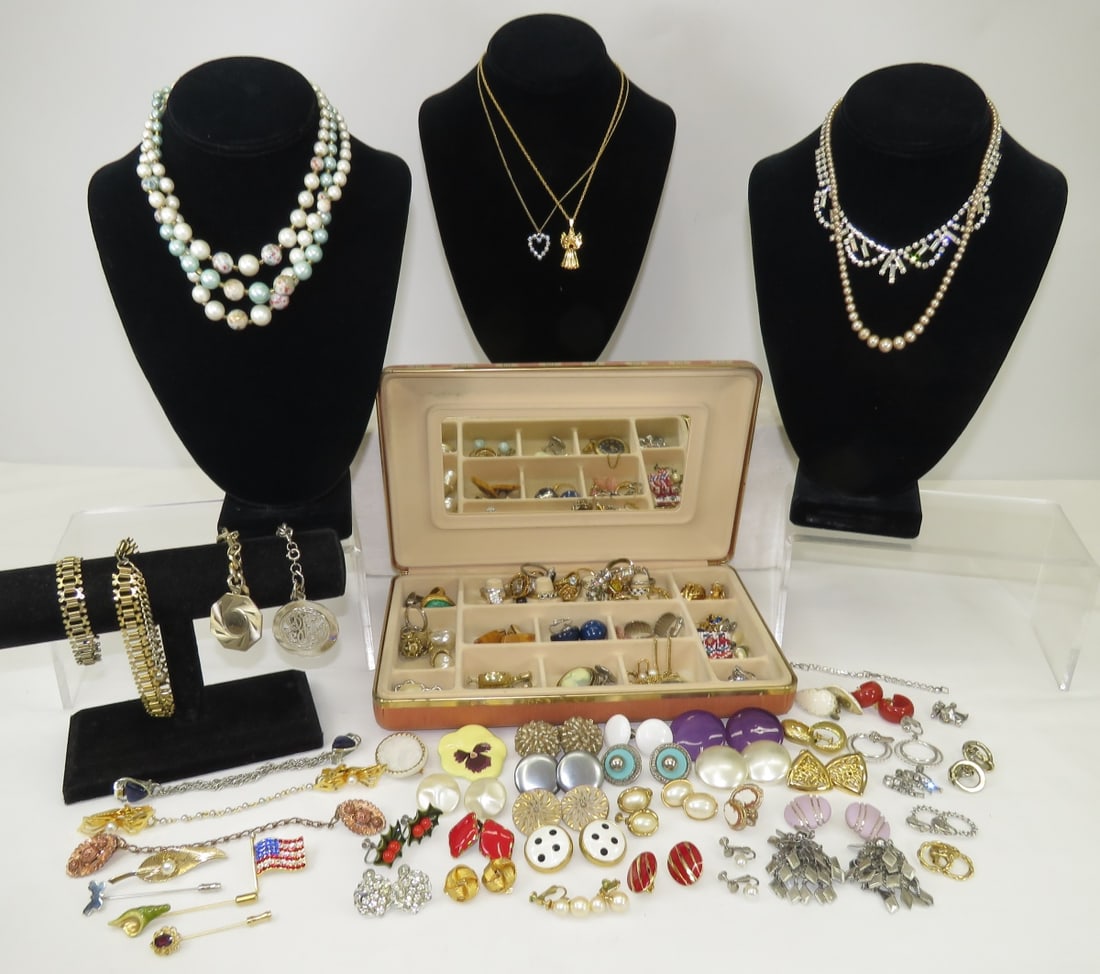 Avon, Peri, Japan & Other Jewelry with Box: Avon, Peri, Japan & Other Jewelry with BoxNolan Miller, Monet & Others Please ask questions and read terms & conditions before bidding.