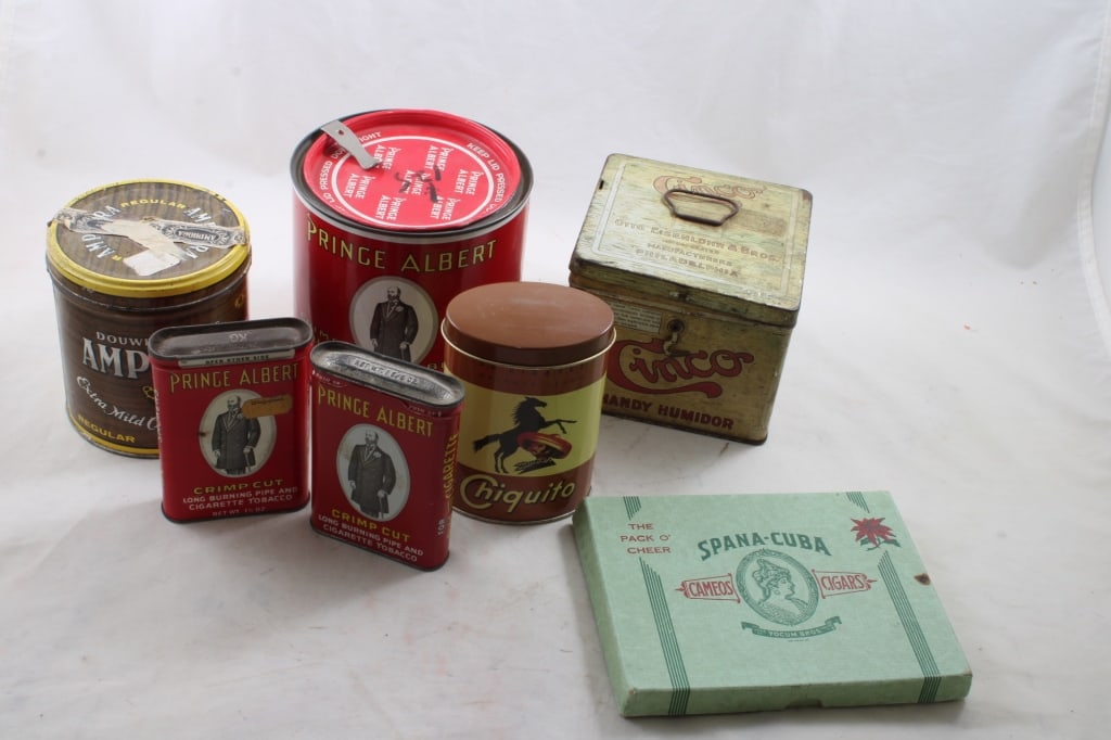3 Tobacco Collectibles 2 Tins & 1 Cigar Box (1 of 16)