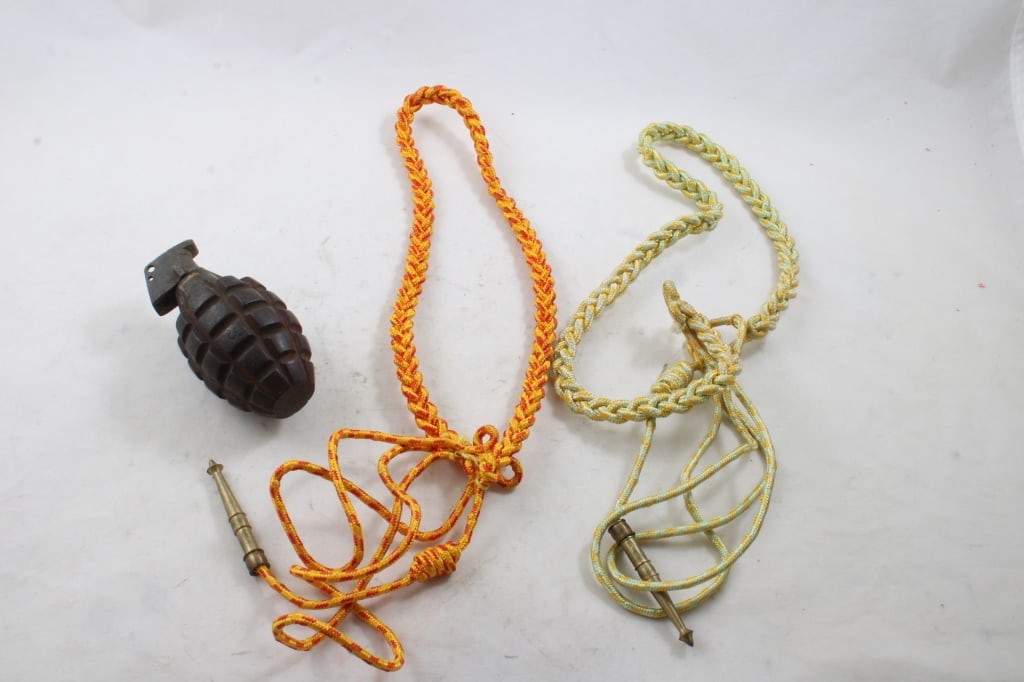 Dummy Hand Grenade, 2 Braid Shoulder Cords (1 of 10)