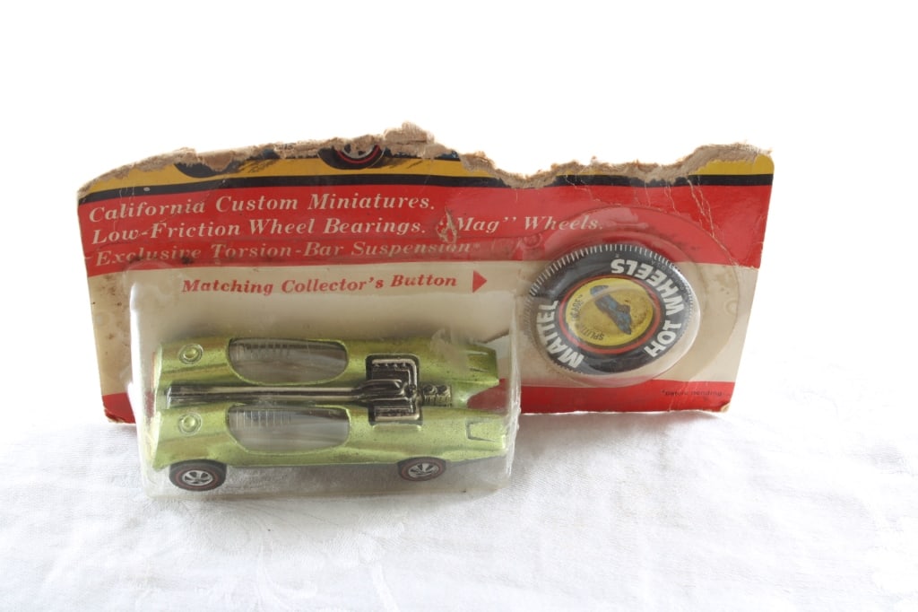 1969 Hot Wheels Redline Spittin Image Carded (1 of 8)